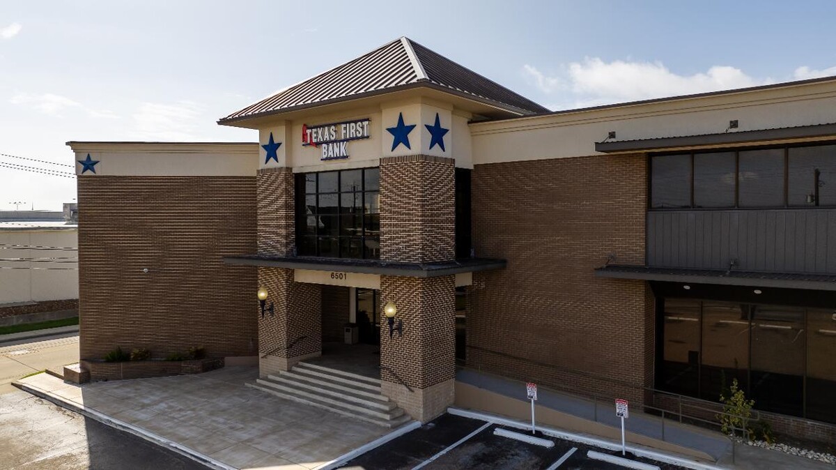 Images Texas First Bank