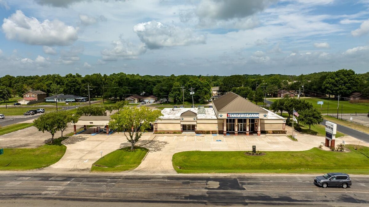 Images Texas First Bank