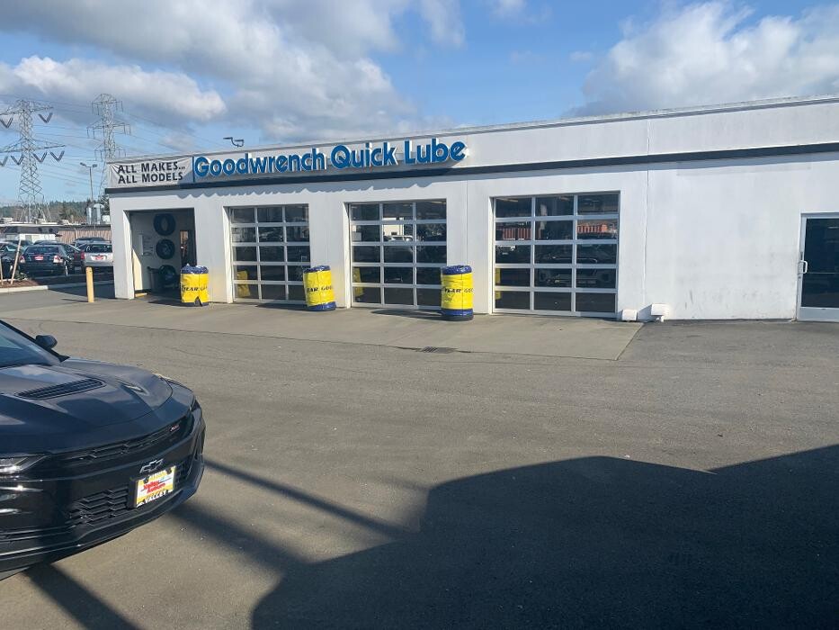 Images Valley Auburn Quick Lube and Tire Center