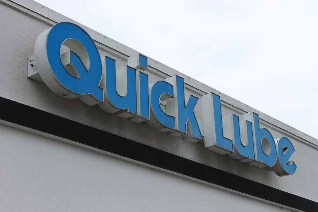 Images Valley Auburn Quick Lube and Tire Center