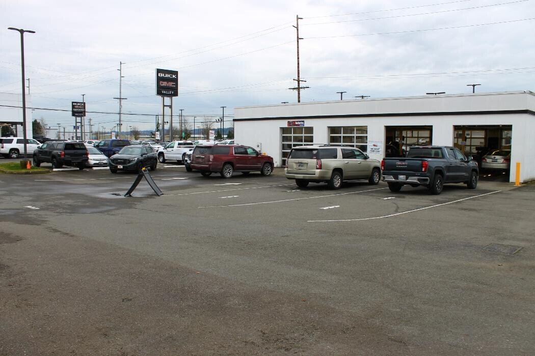 Images Valley Auburn Quick Lube and Tire Center