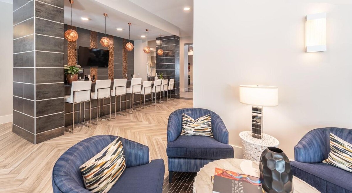 Images Overture Domain