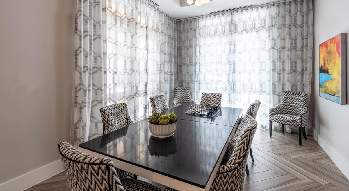 Images Overture Domain