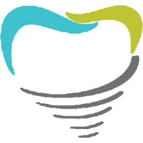 Safari Dentistry & Implants Logo
