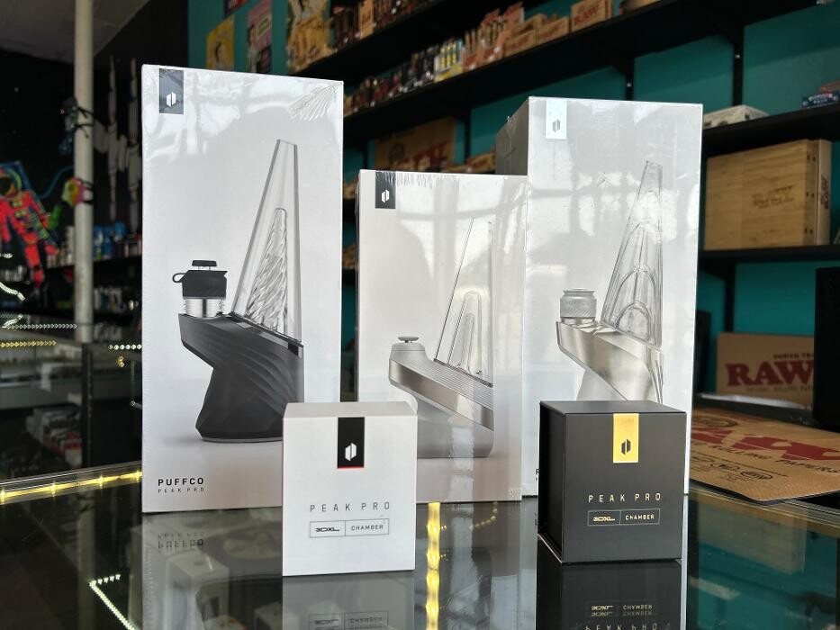 Images Stay Glassy HQ Vape & Smoke Shop