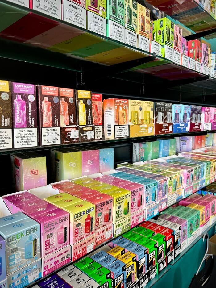 Images Stay Glassy HQ Vape & Smoke Shop