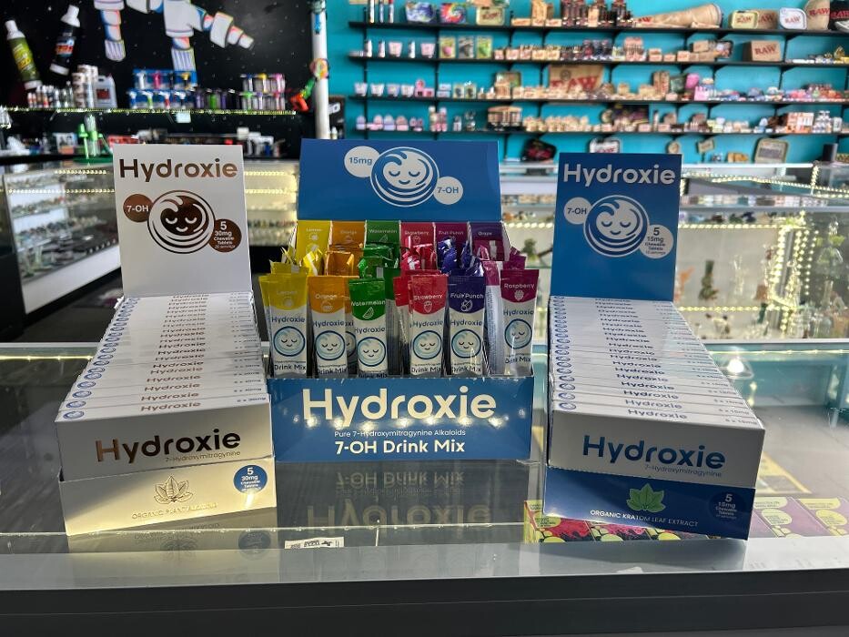 Images Stay Glassy HQ Vape & Smoke Shop