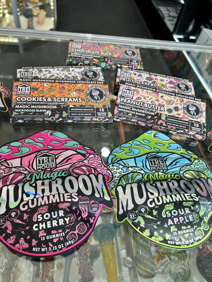 Images Stay Glassy HQ Vape & Smoke Shop