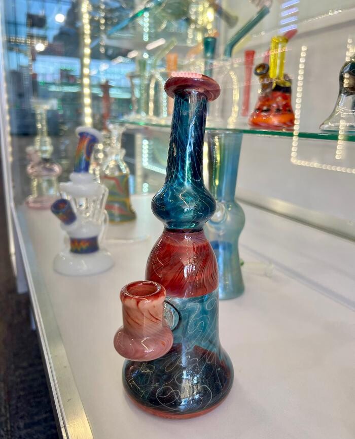 Images Stay Glassy HQ Vape & Smoke Shop