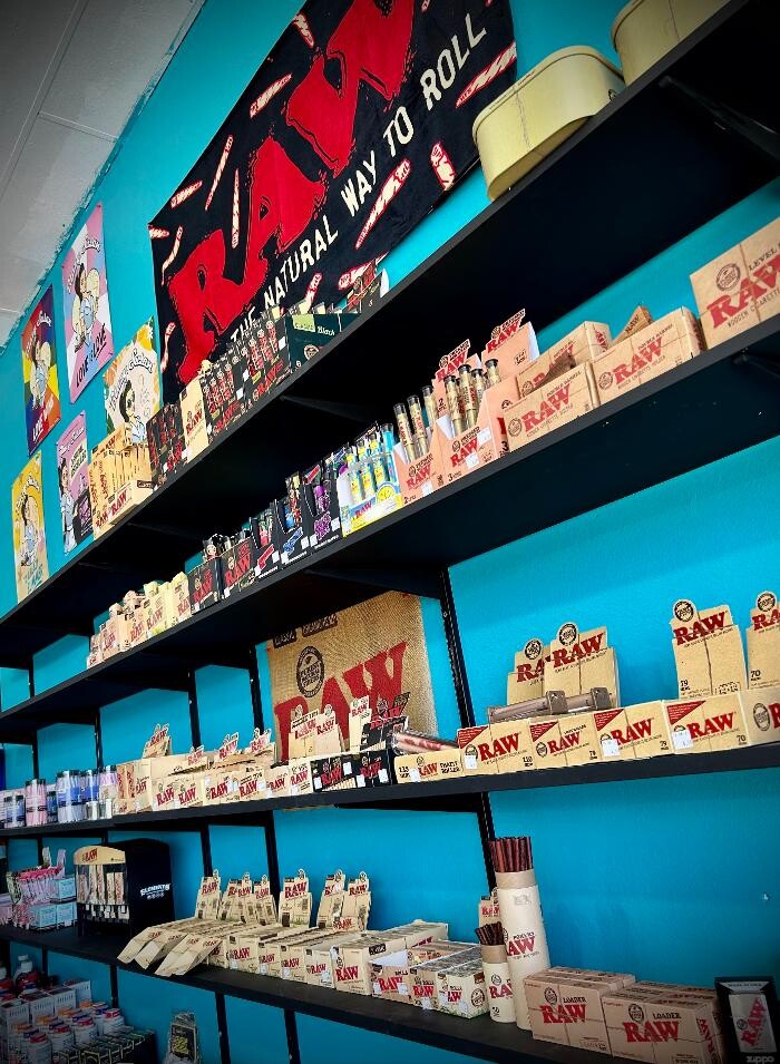 Images Stay Glassy HQ Vape & Smoke Shop