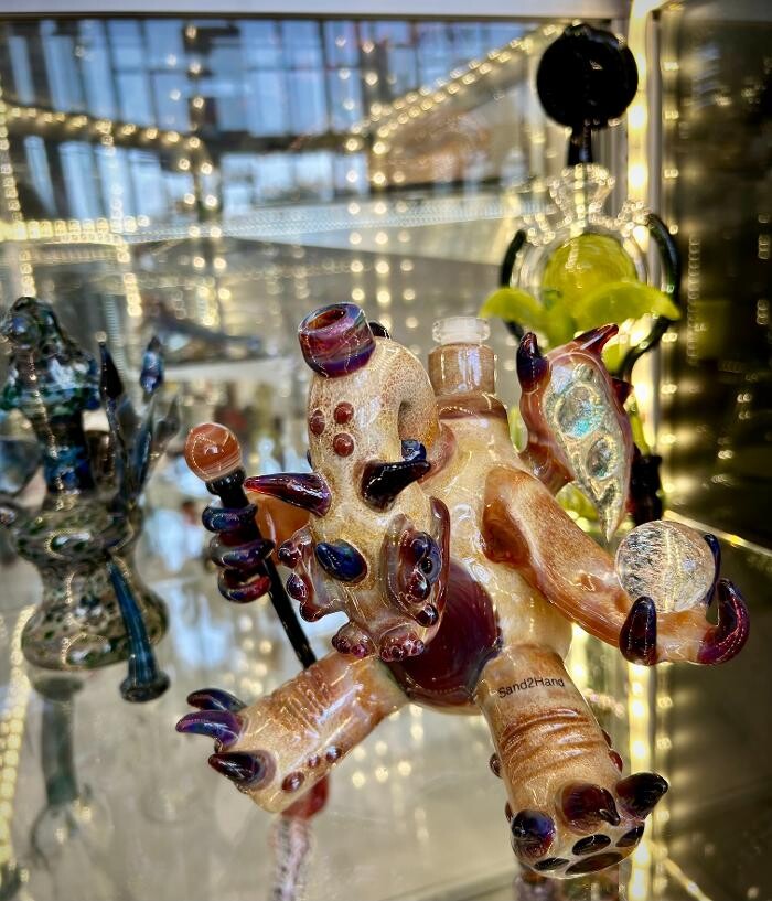 Images Stay Glassy HQ Vape & Smoke Shop