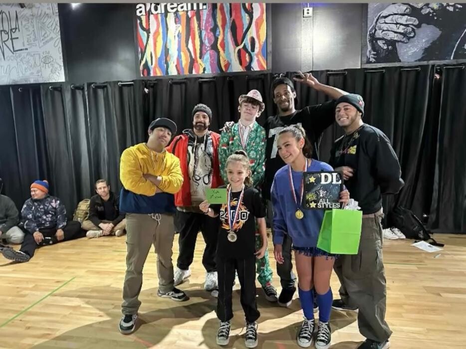 Images Dance on the DL