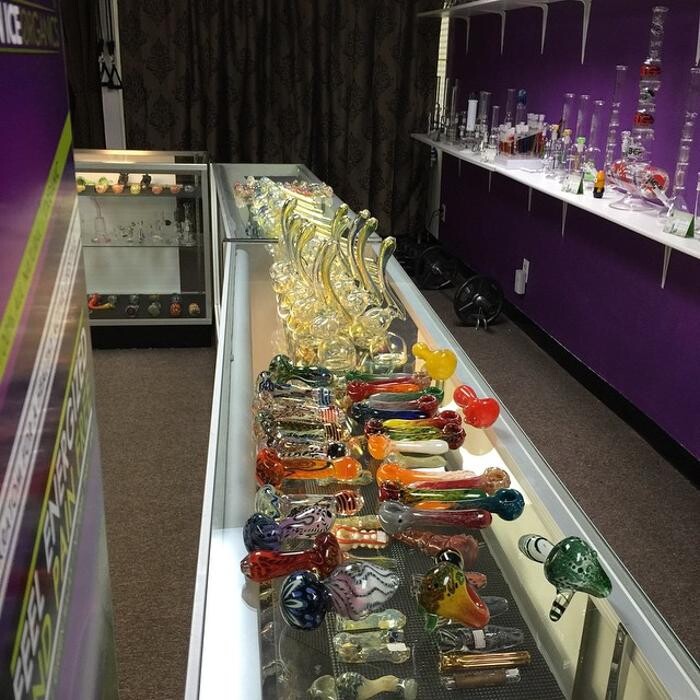 Images The Smoking Buddha - Smoke and Vape Shop