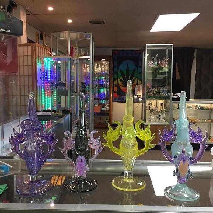 Images The Smoking Buddha - Smoke and Vape Shop