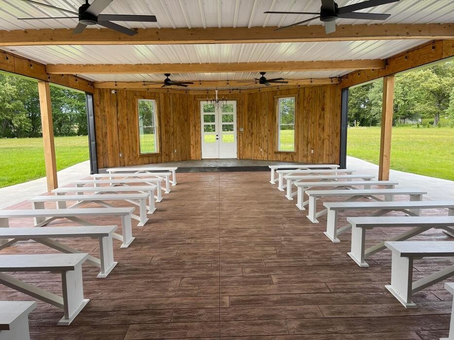 Images Calloway Creek Barn