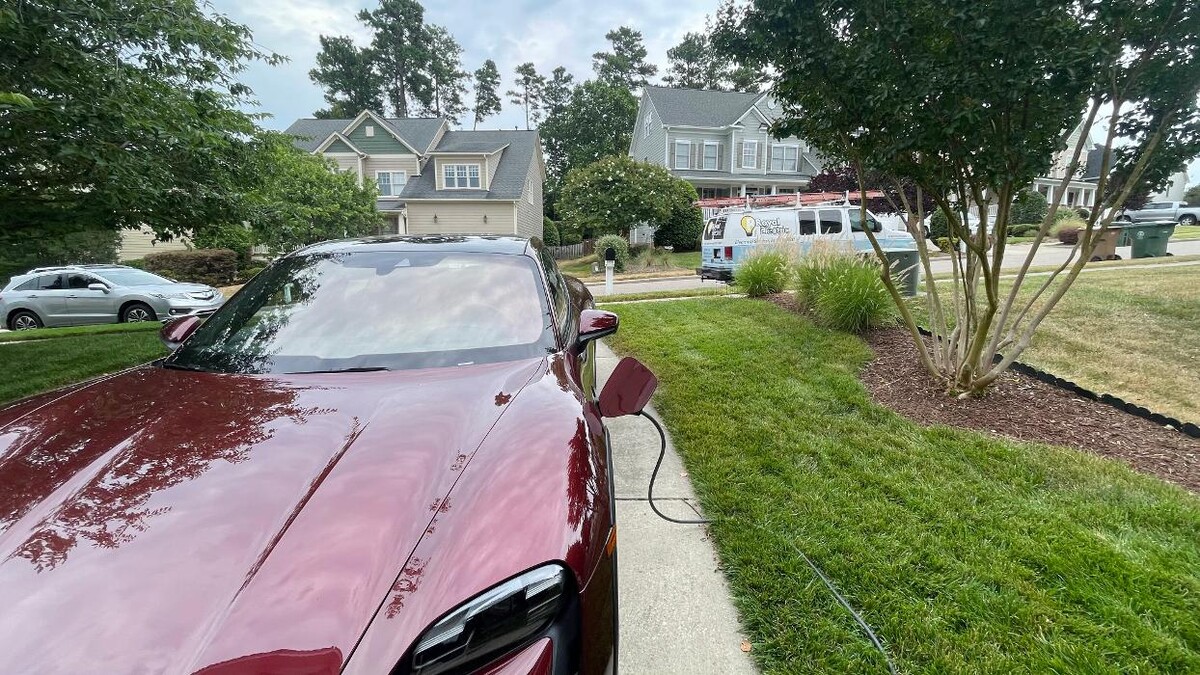 Images Royal Electric Services | Raleigh, NC