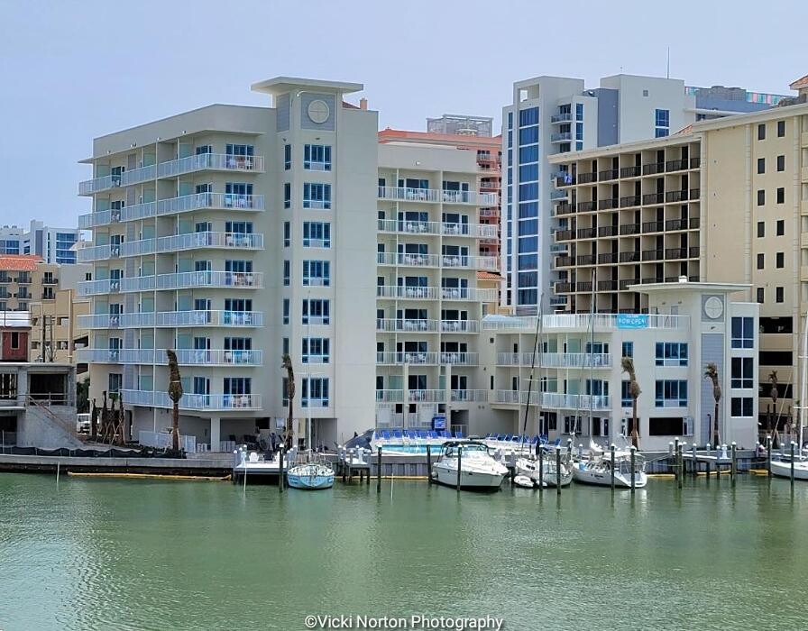 Images ChartHouse Clearwater Beach Marina Hotel