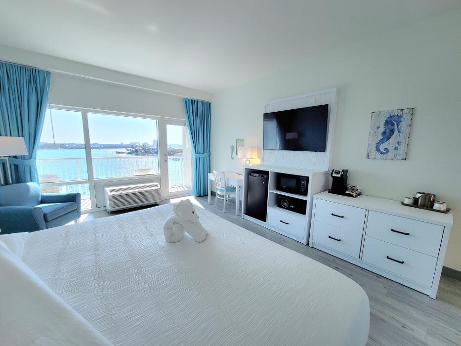 Images ChartHouse Clearwater Beach Marina Hotel