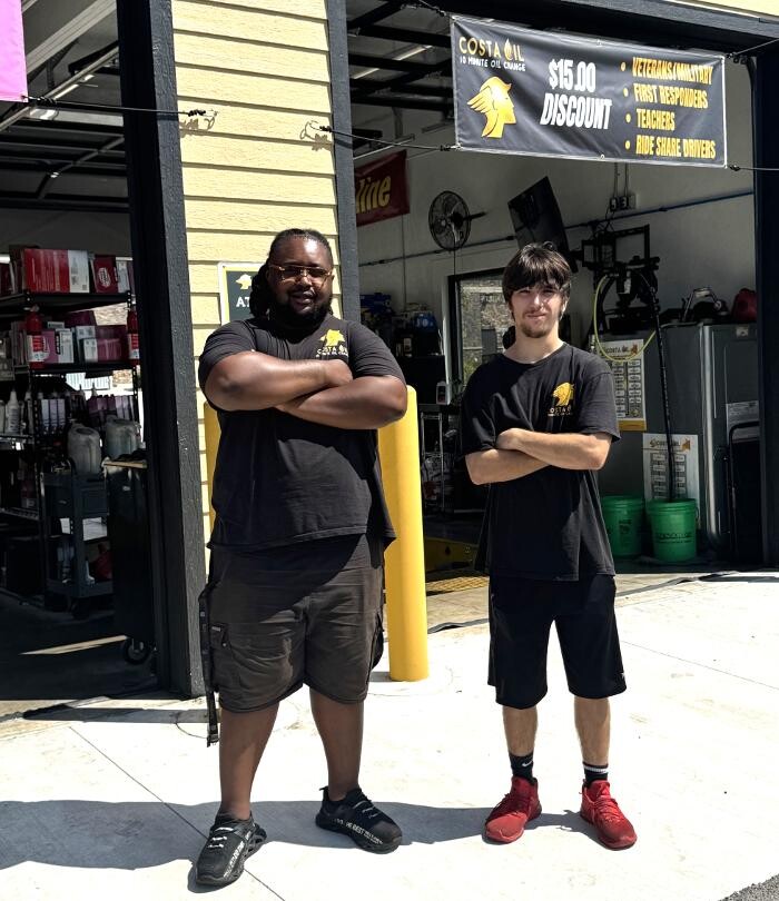 Images Costa Oil - 10 Minute Oil Change - Parkville