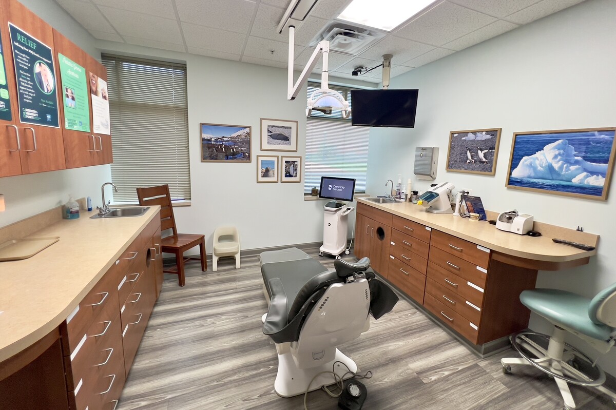 Images Dentistry at University Pointe