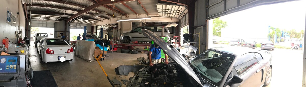 Images ZIMMER COLLISION CENTERS LLC