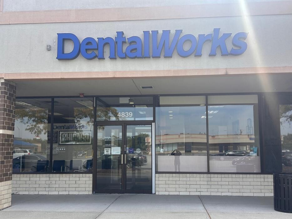 Images DentalWorks & Orthodontics Rivercrest