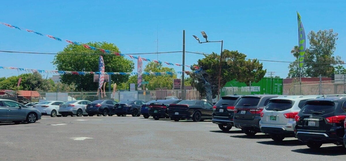 Images Stark Auto Sales Inc