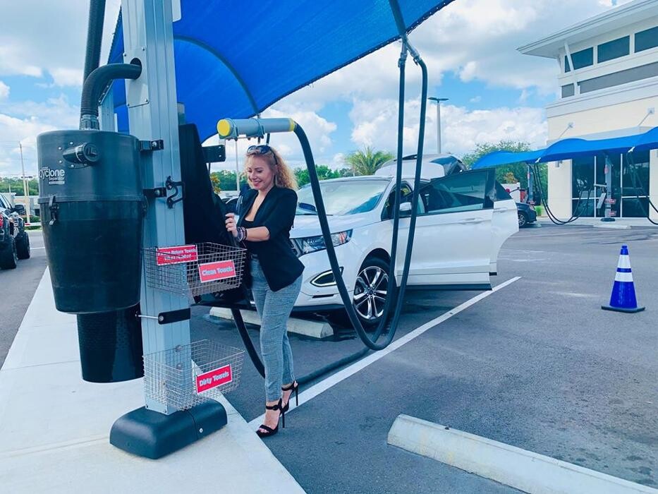 Images Radiant Express Car Wash