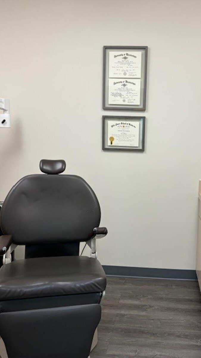 Images Travis Lewis, MD