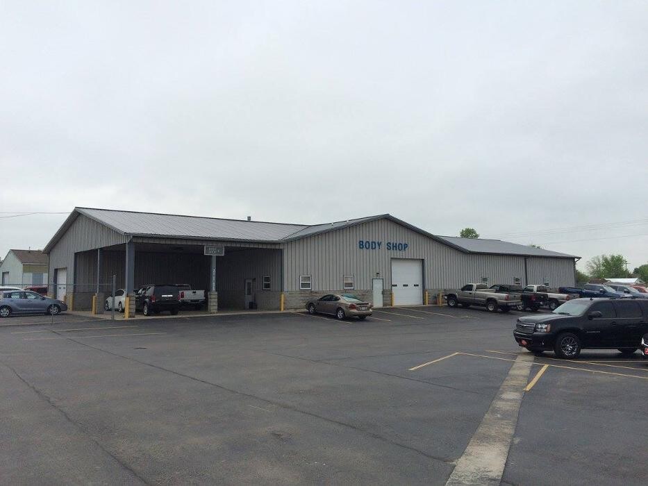 Images Barry's Chevrolet, INC.