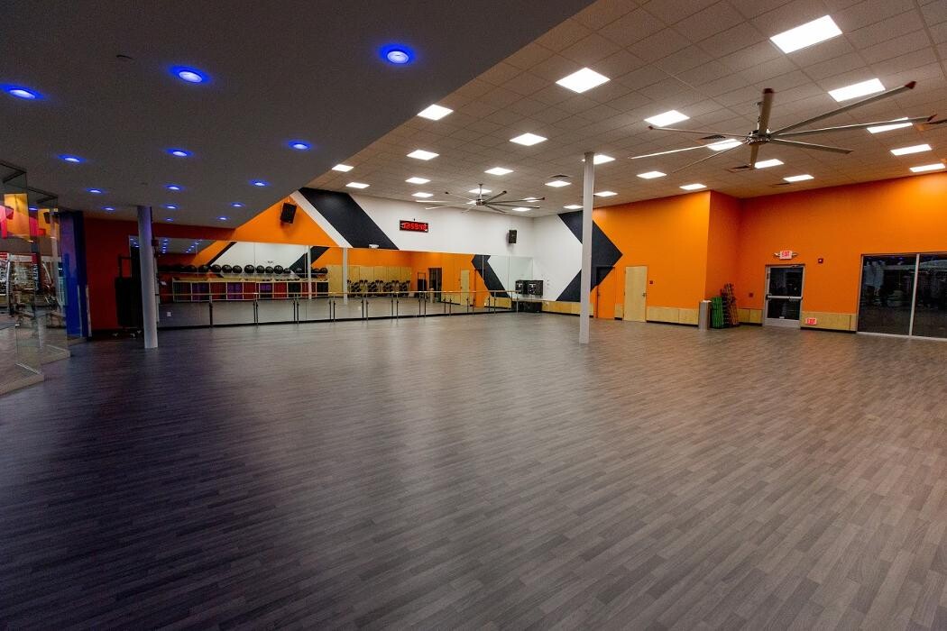 Images The Edge Fitness Clubs NE Philly Bustleton/County Line