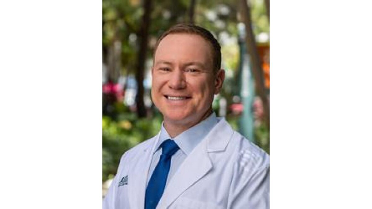 Images Ricardo Jorge Komotar, MD, FAANS, FACS