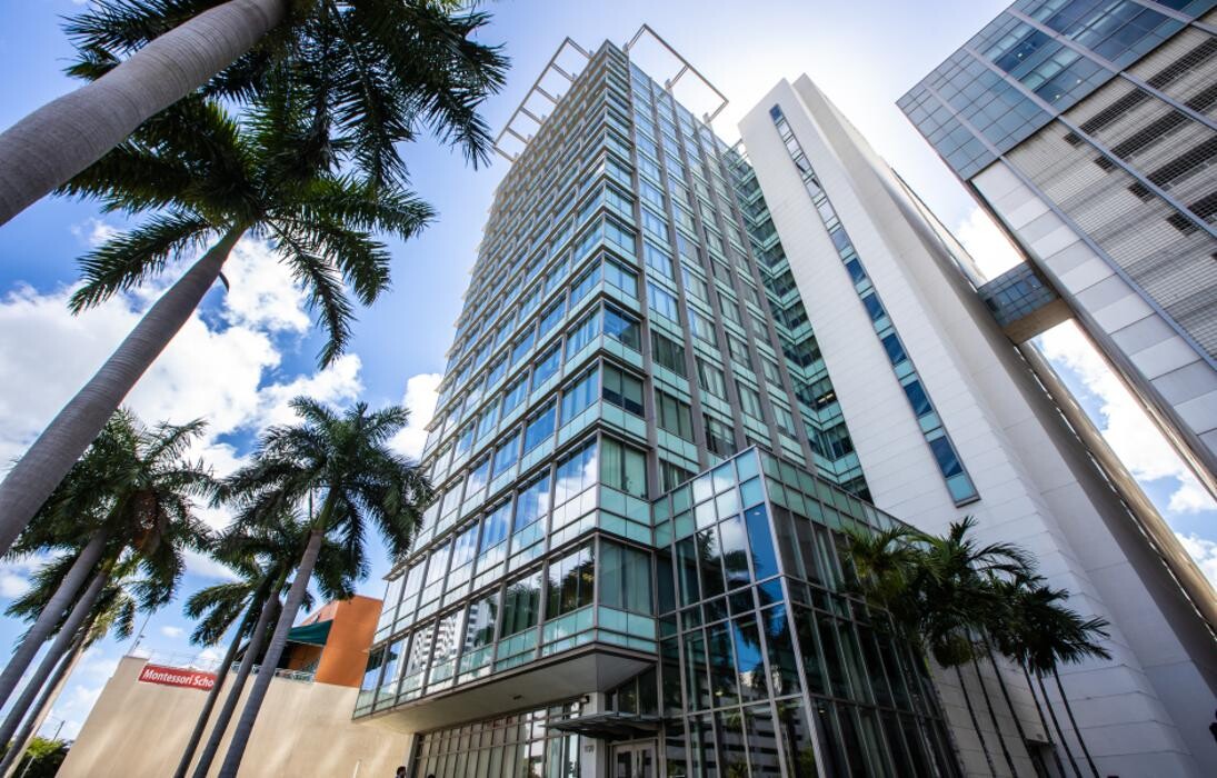Images University of Miami Leonard M. Miller School of Medicine