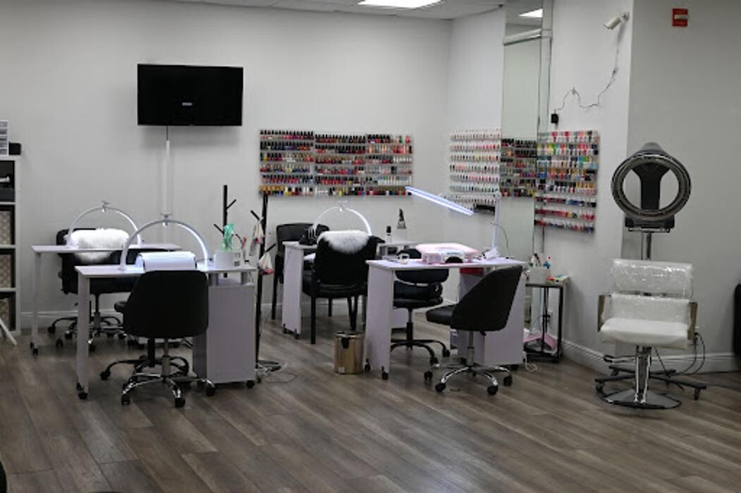Images Arrazar Beauty Salon & Spa