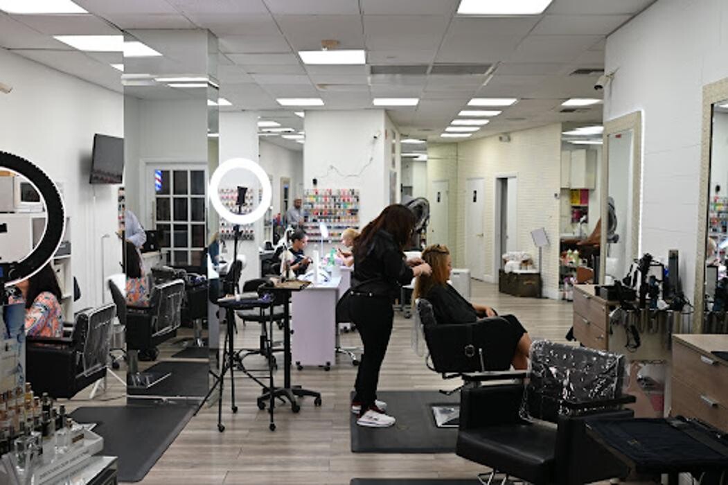 Images Arrazar Beauty Salon & Spa