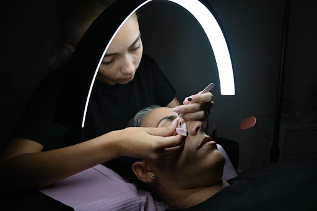 Images Arrazar Beauty Salon & Spa