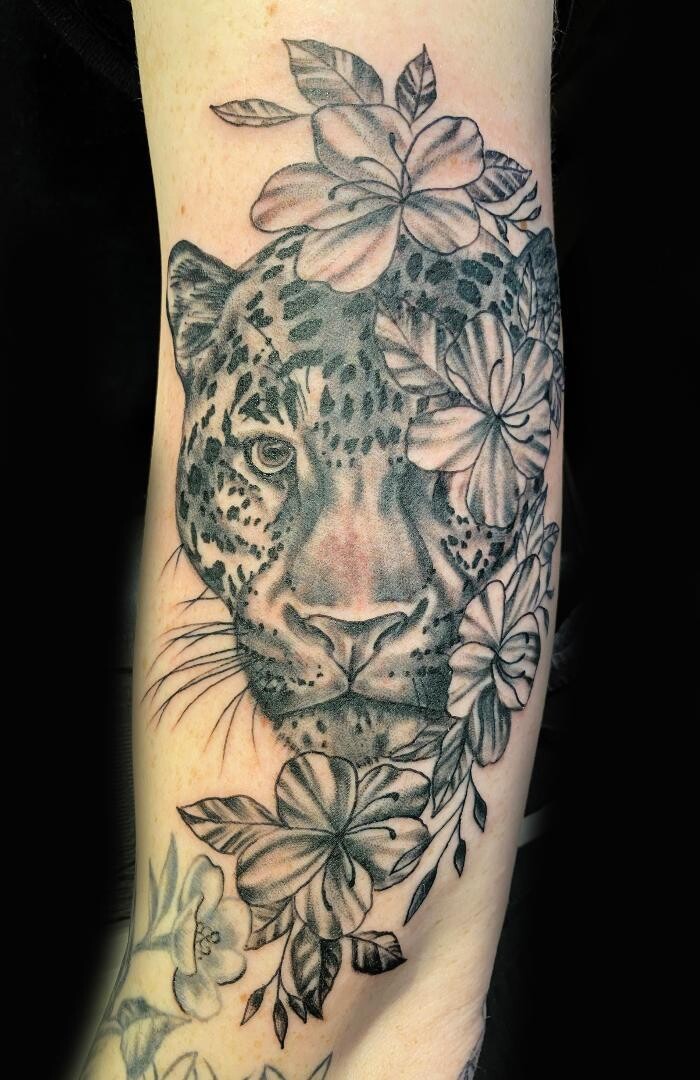 Images Club Tattoo | The LINQ Hotel & Casino