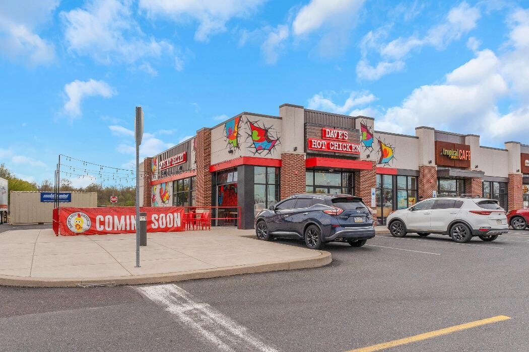 Images Dave's Hot Chicken