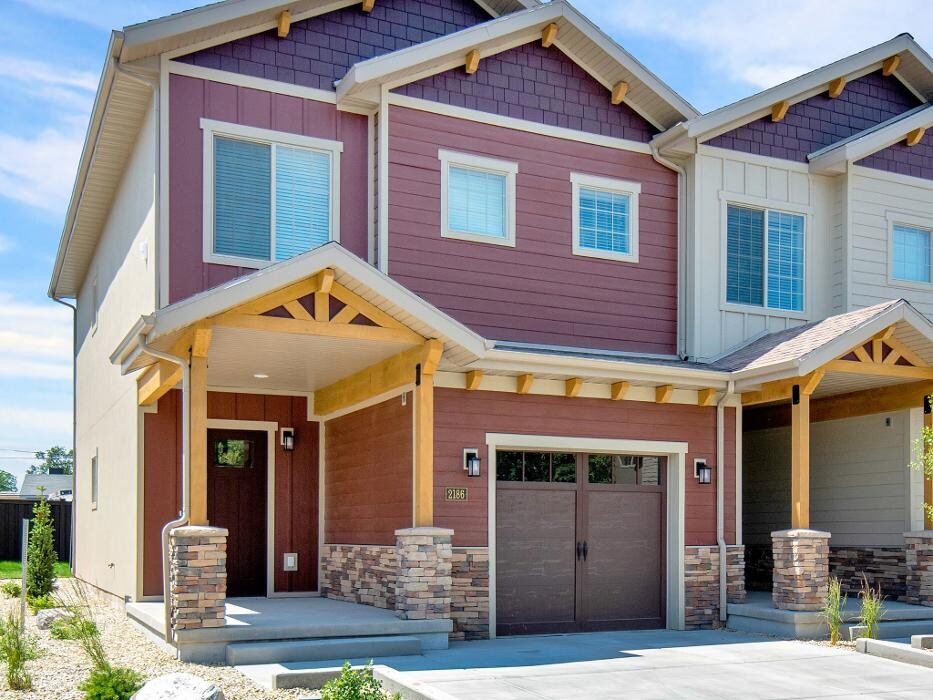 Images Alpine Townhomes