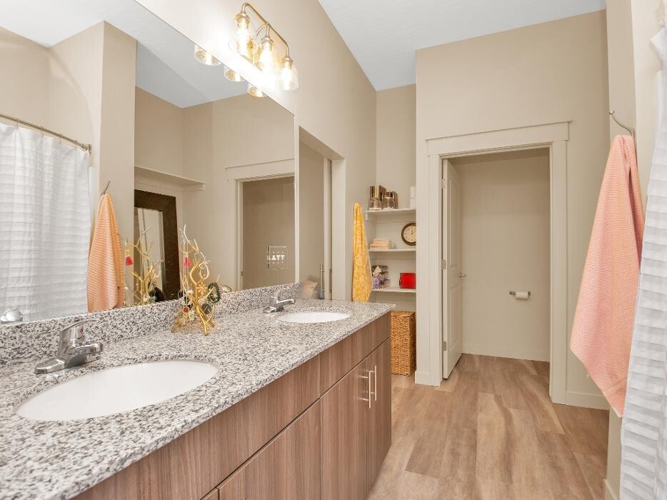 Images Alpine Townhomes