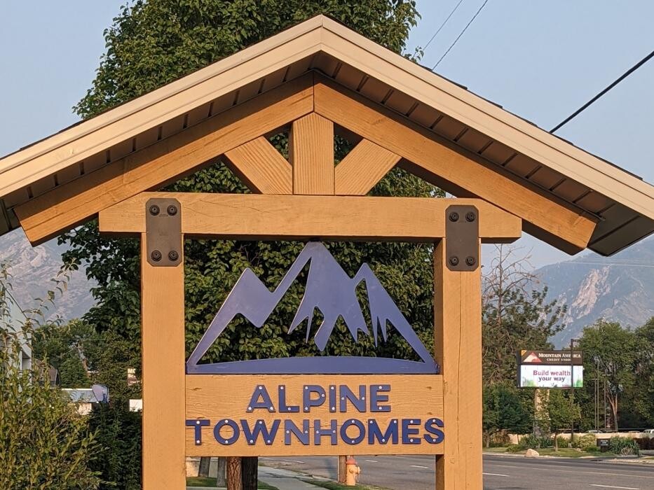 Images Alpine Townhomes