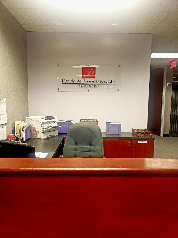 Images Perrie & Associates LLC
