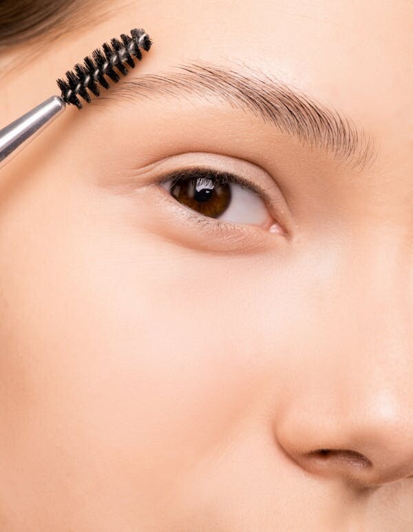 Images Amazing Eyebrows Threading