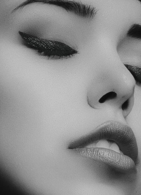 Images Amazing Eyebrows Threading