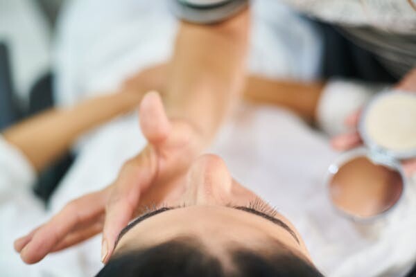 Images Amazing Eyebrows Threading