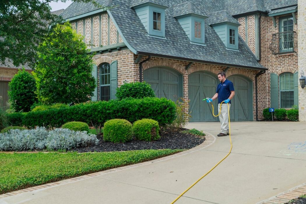 Images Berrett Pest Control