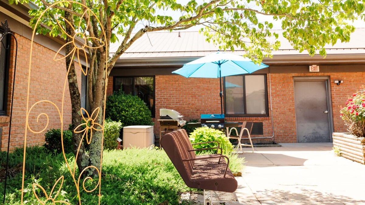 Images Laughlin Healthcare Center