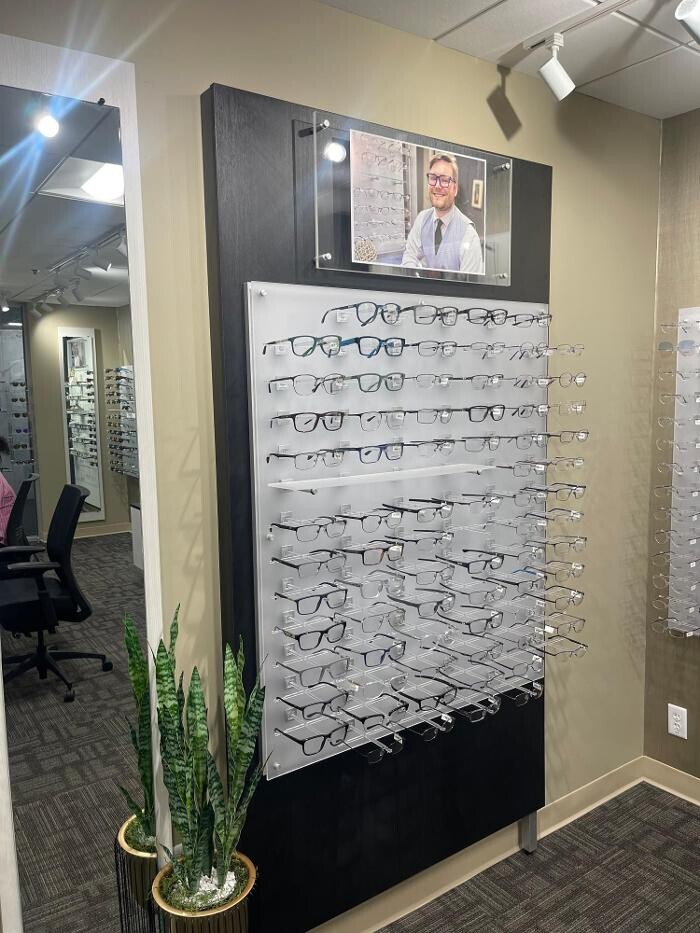 Images Spindel Eye Associates