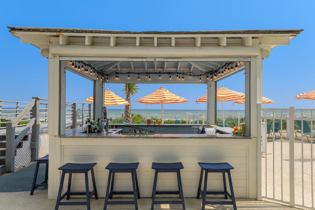 Images Crystal Coast Oceanfront Hotel