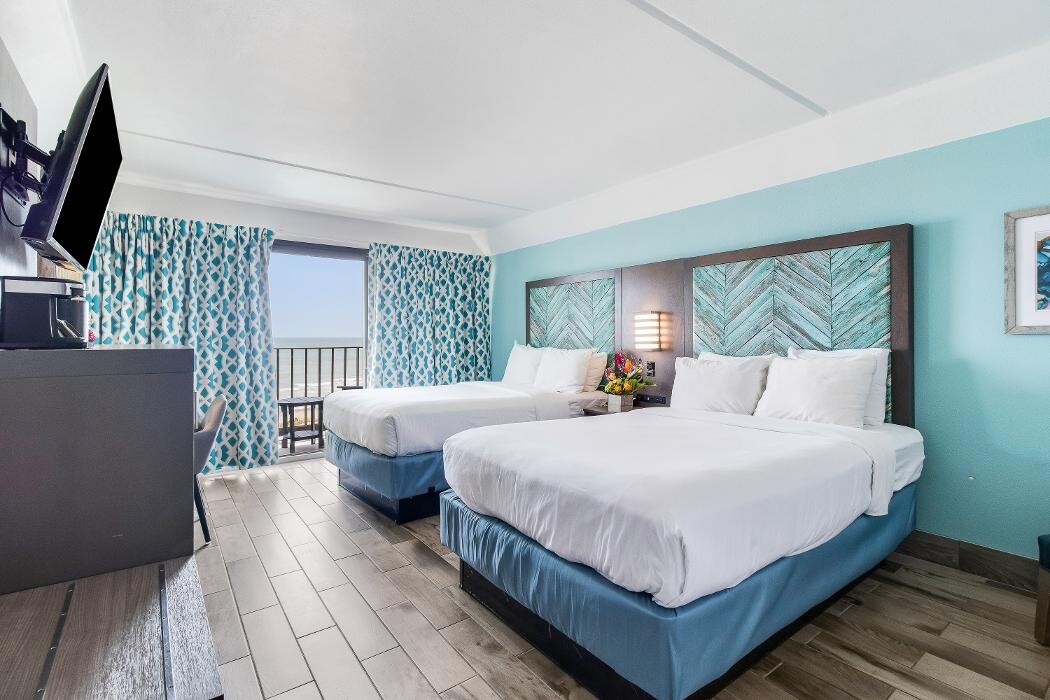 Images Crystal Coast Oceanfront Hotel